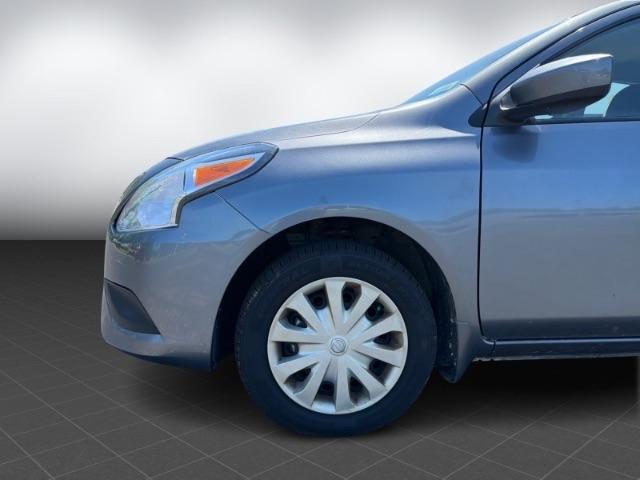 Nissan Versa 1.6 S 5M 2019