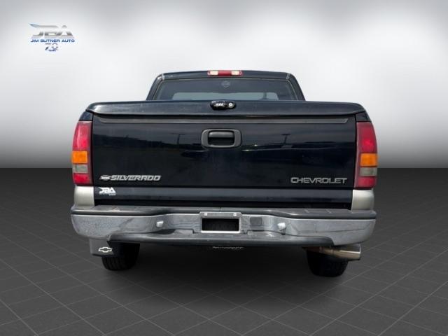Chevrolet Silverado 1500 LS Long Bed 2WD 2002