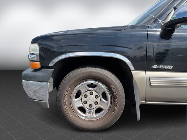 Chevrolet Silverado 1500 LS Long Bed 2WD 2002
