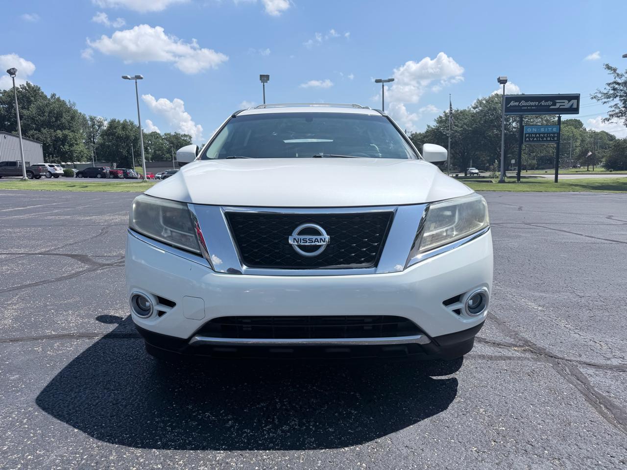 Nissan Pathfinder SL 2WD 2015