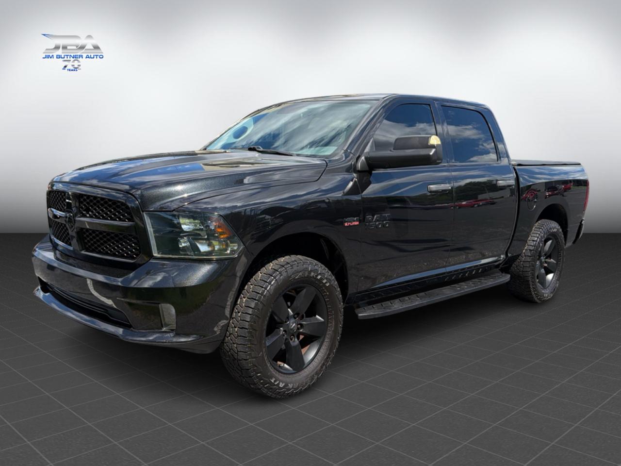 RAM 1500 Tradesman Crew Cab SWB 4WD 2018