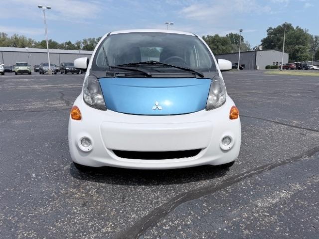 Mitsubishi I-MiEV SE 2012