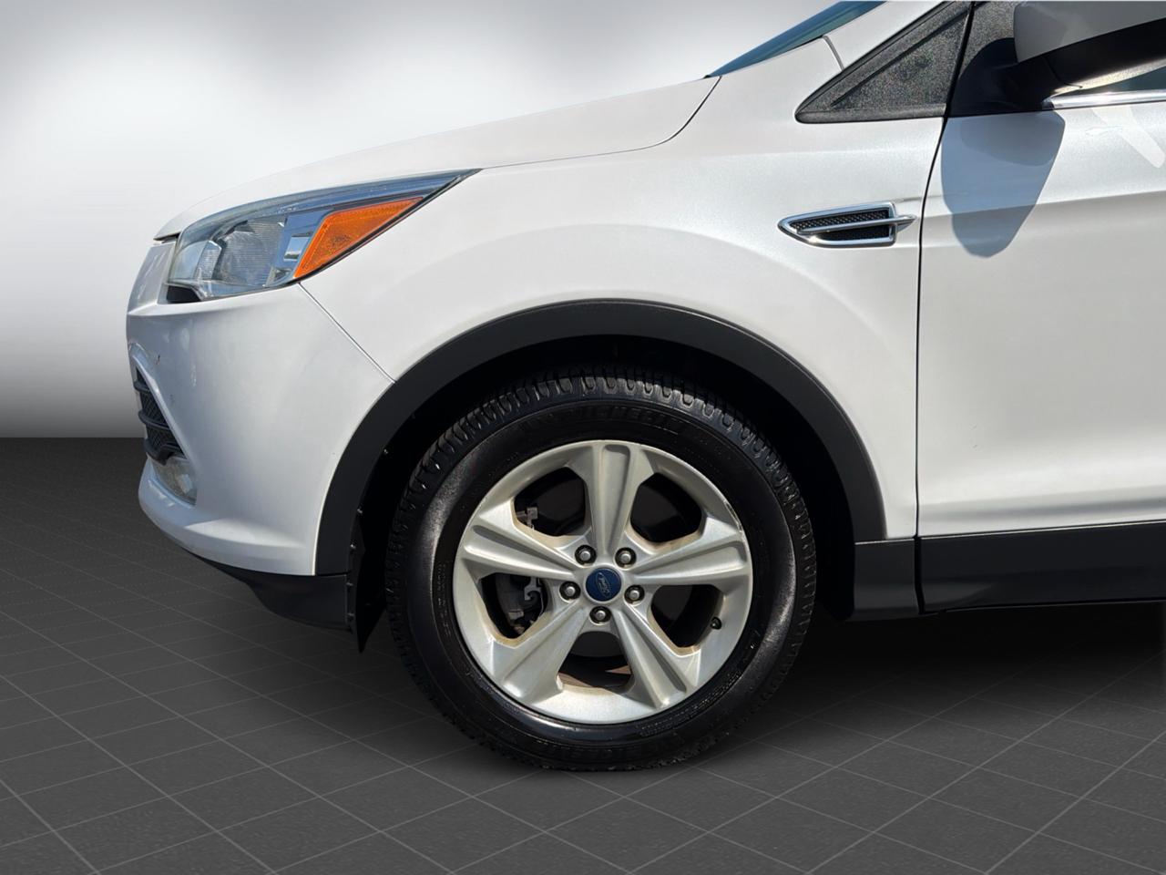 Ford Escape SE FWD 2014