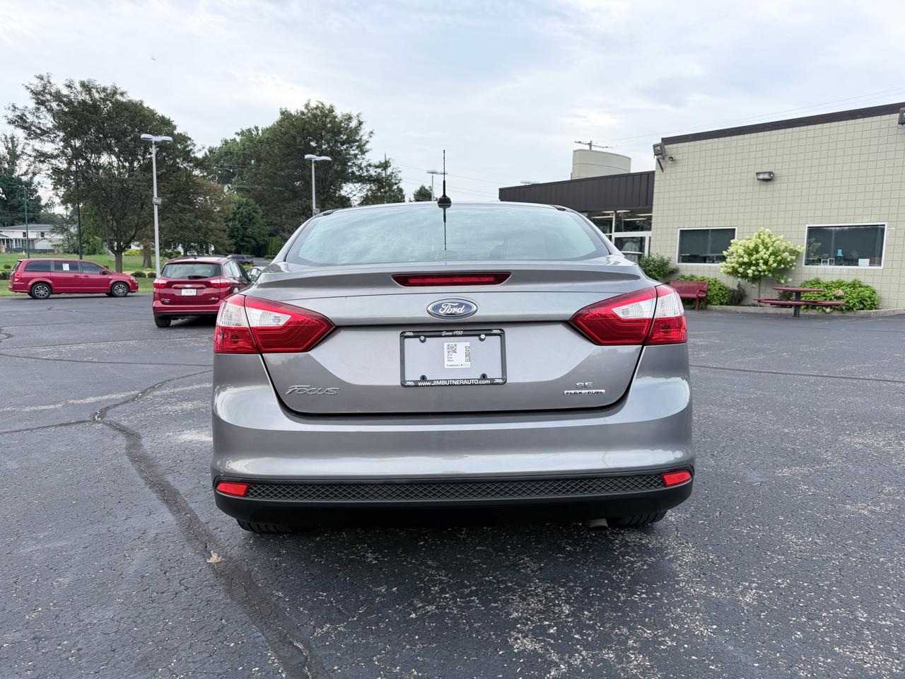 Ford Focus SE Sedan 2014