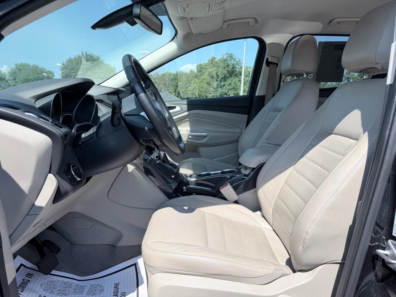 Ford Escape Titanium FWD 2014
