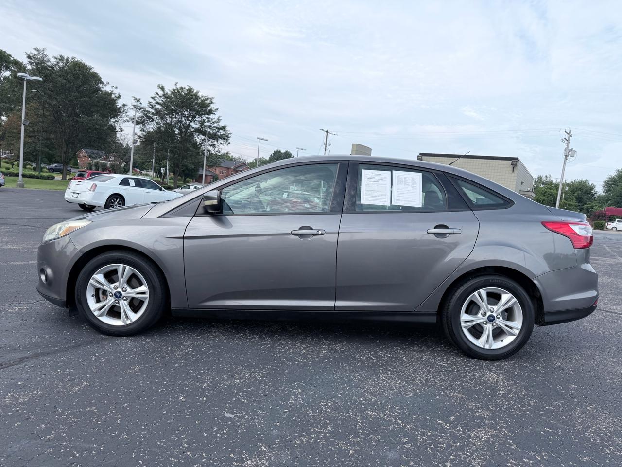 Ford Focus SE Sedan 2013