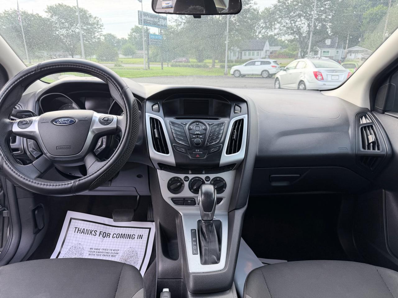 Ford Focus SE Sedan 2013
