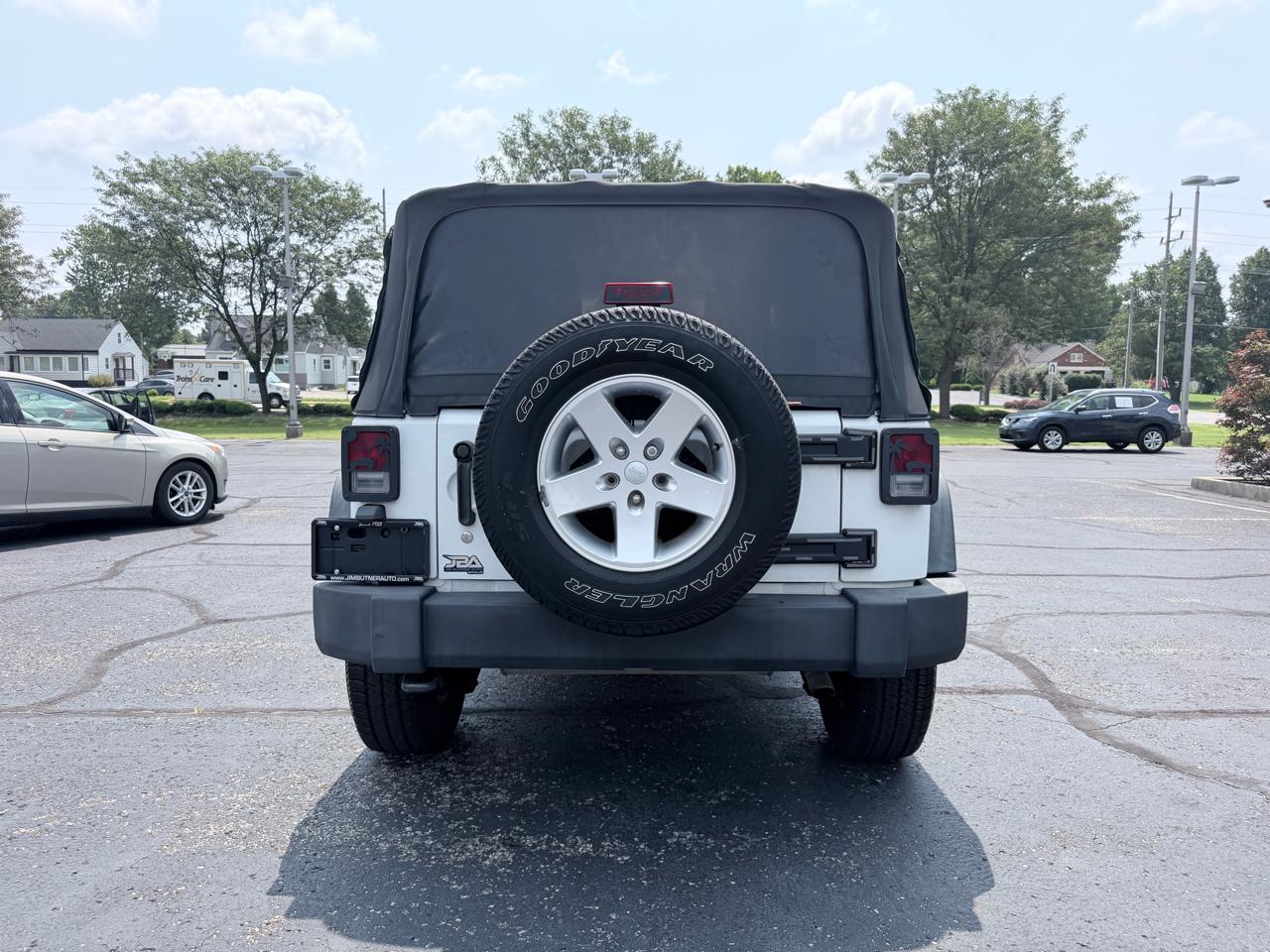Jeep Wrangler Sport 4WD 2012