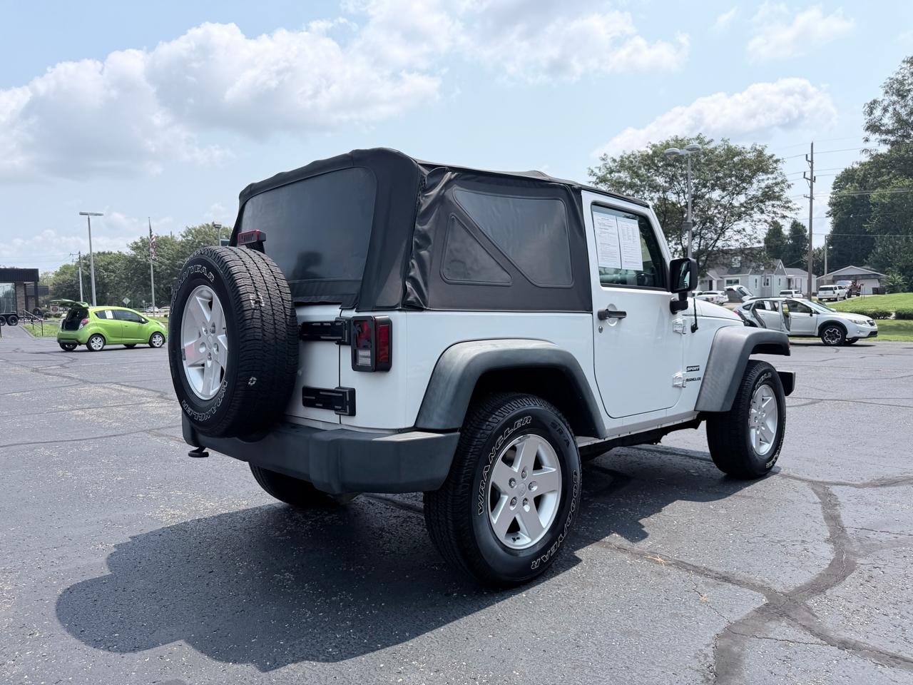 Jeep Wrangler Sport 4WD 2012