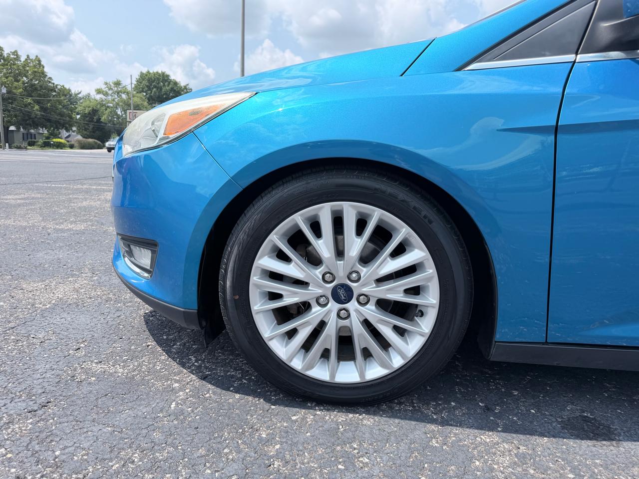 Ford Focus Titanium Sedan 2015