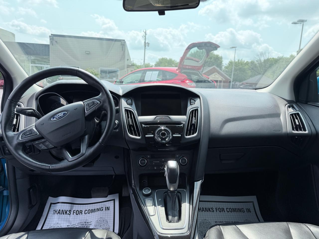 Ford Focus Titanium Sedan 2015