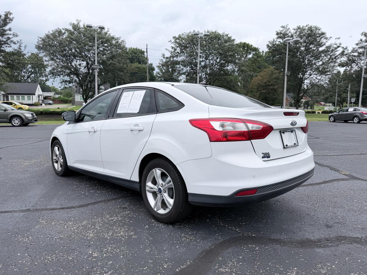 Ford Focus SE Sedan 2013