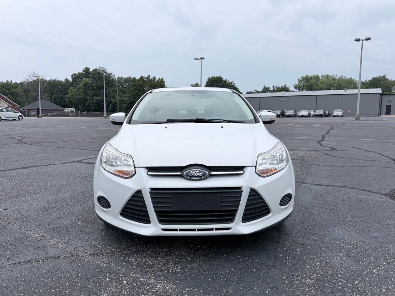 Ford Focus SE Sedan 2013