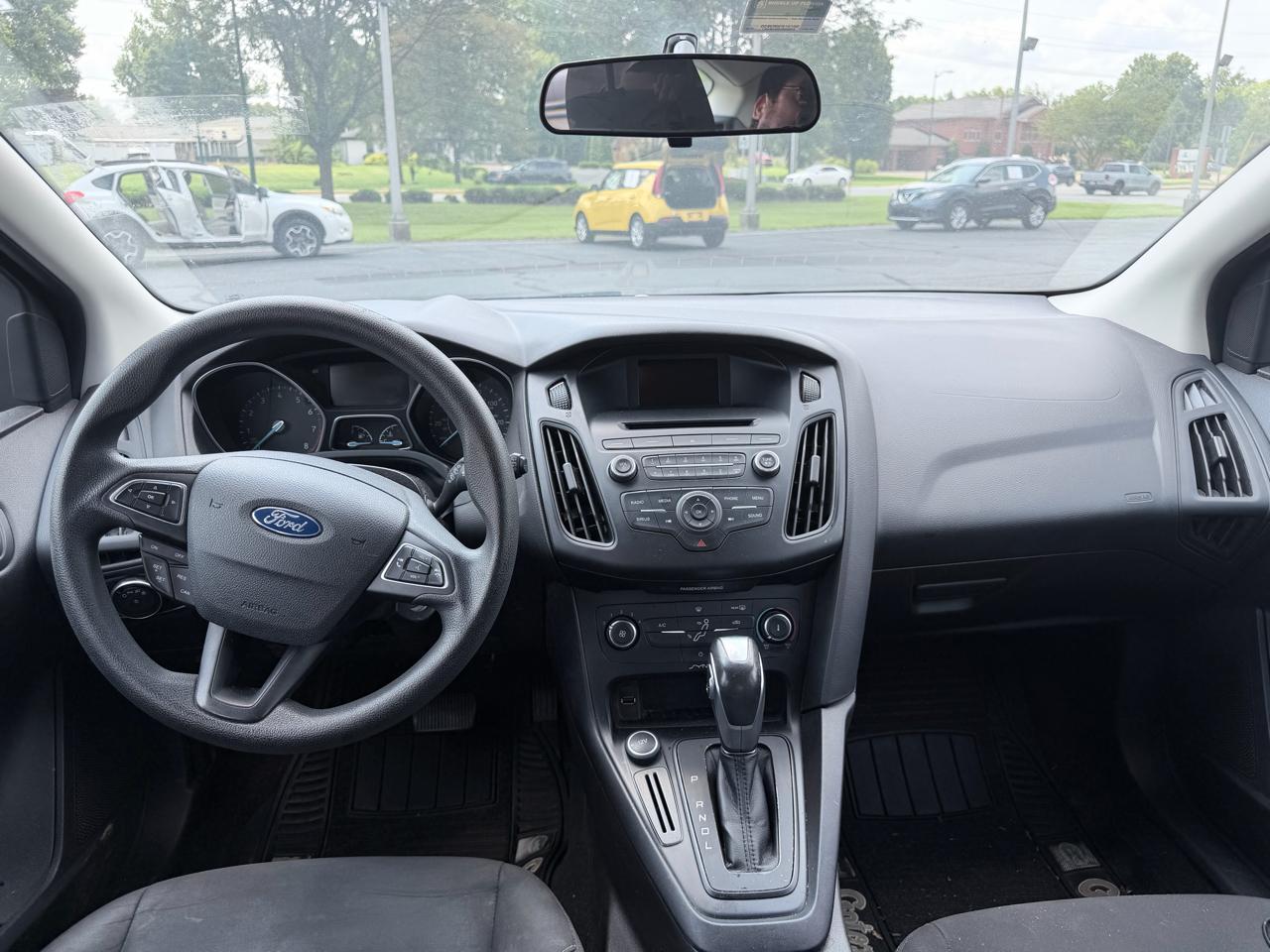 Ford Focus SE Hatch 2015