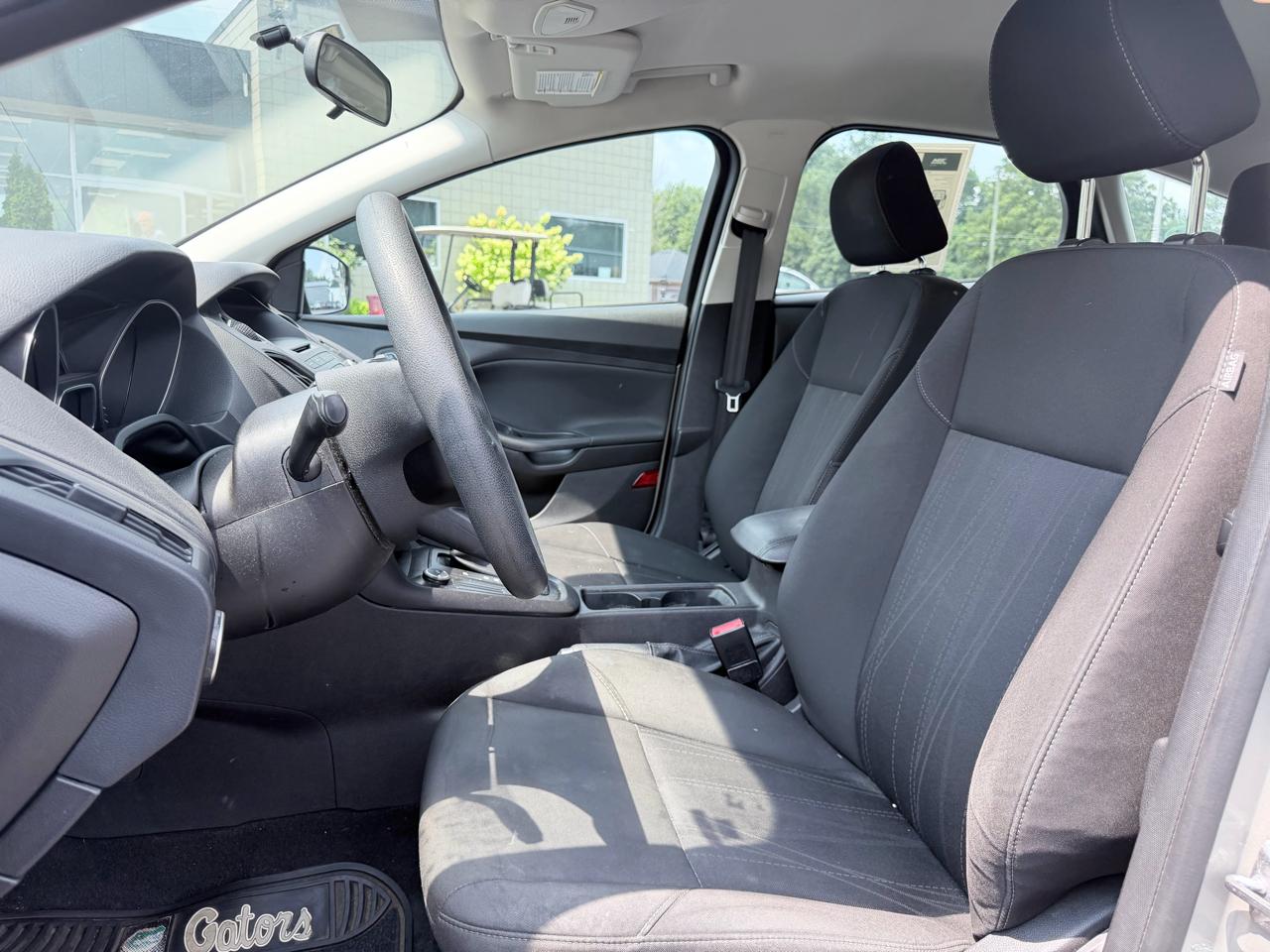 Ford Focus SE Hatch 2015