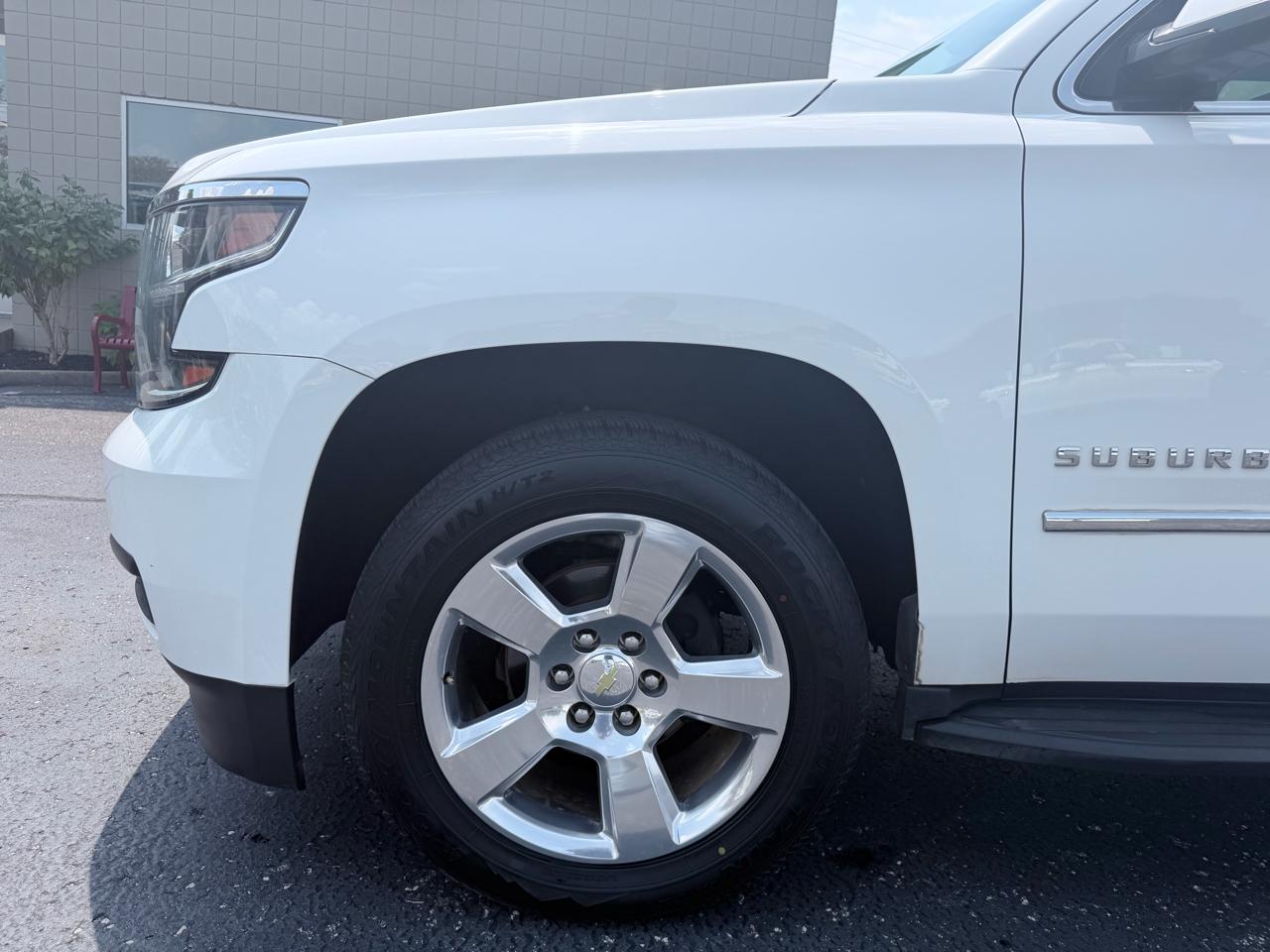 Chevrolet Suburban LT 4WD 2015