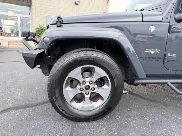 Jeep Wrangler Unlimited Sahara 4WD 2016