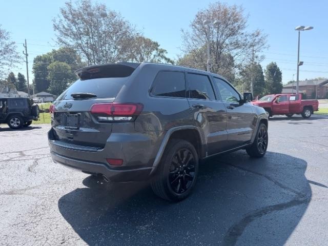 Jeep Grand Cherokee Laredo 2WD 2018