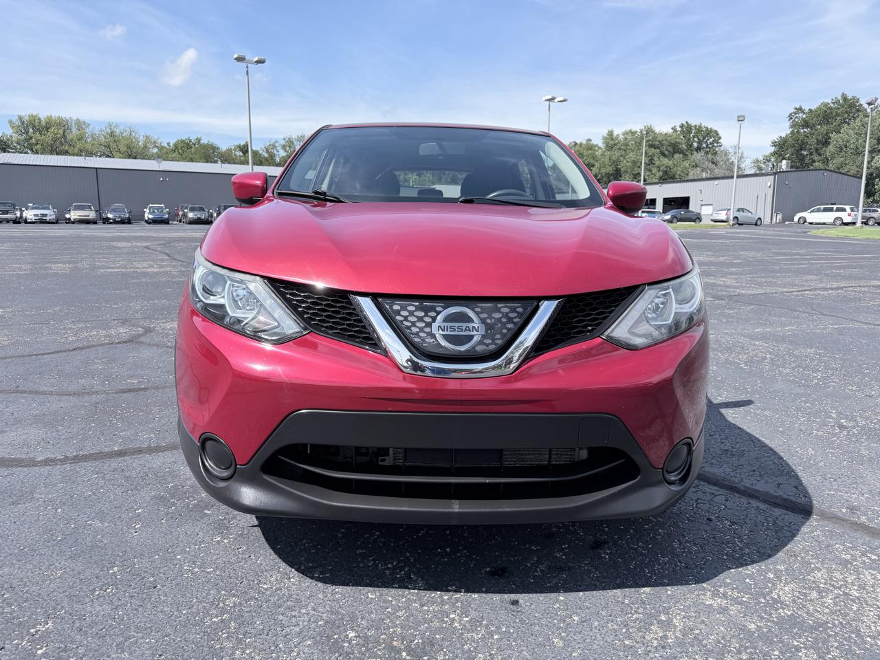 Nissan Rogue Sport S 2018