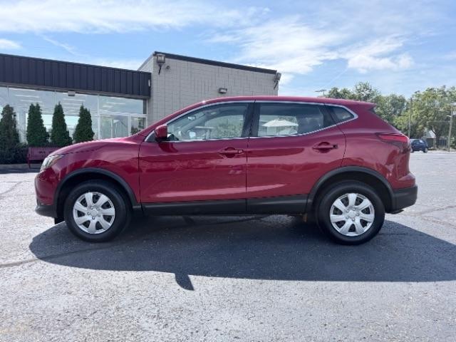 Nissan Rogue Sport S 2018