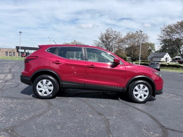 Nissan Rogue Sport S 2018