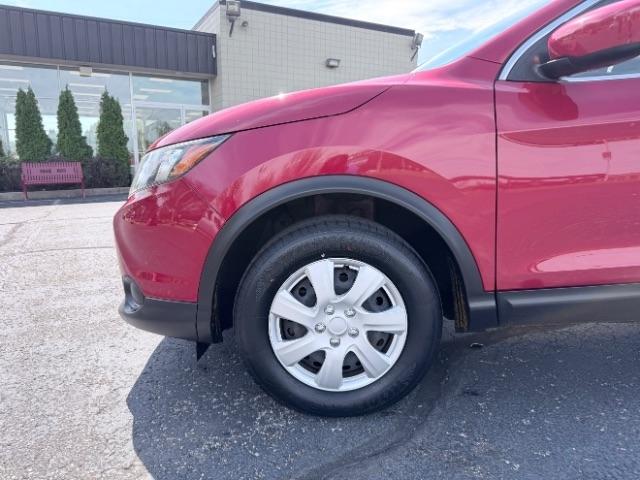 Nissan Rogue Sport S 2018