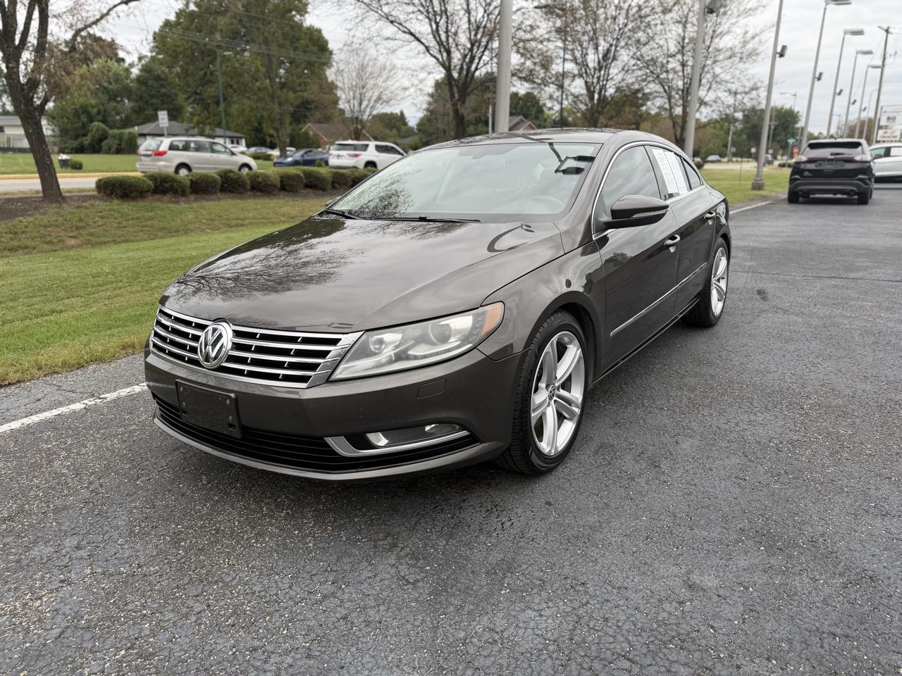 Volkswagen CC Sport w/Lighting Package 2013