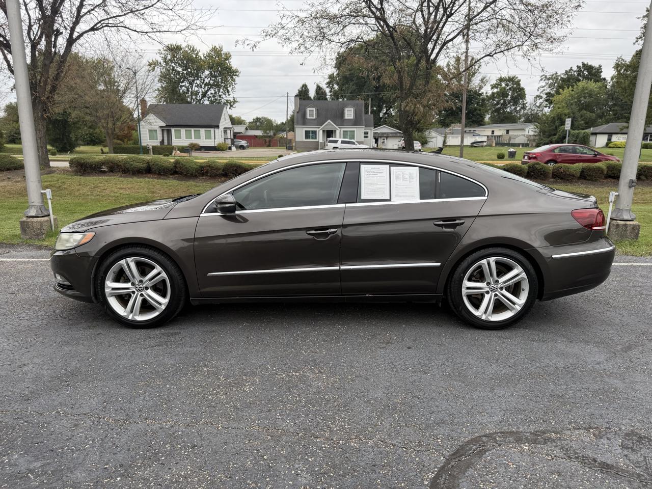 Volkswagen CC Sport w/Lighting Package 2013