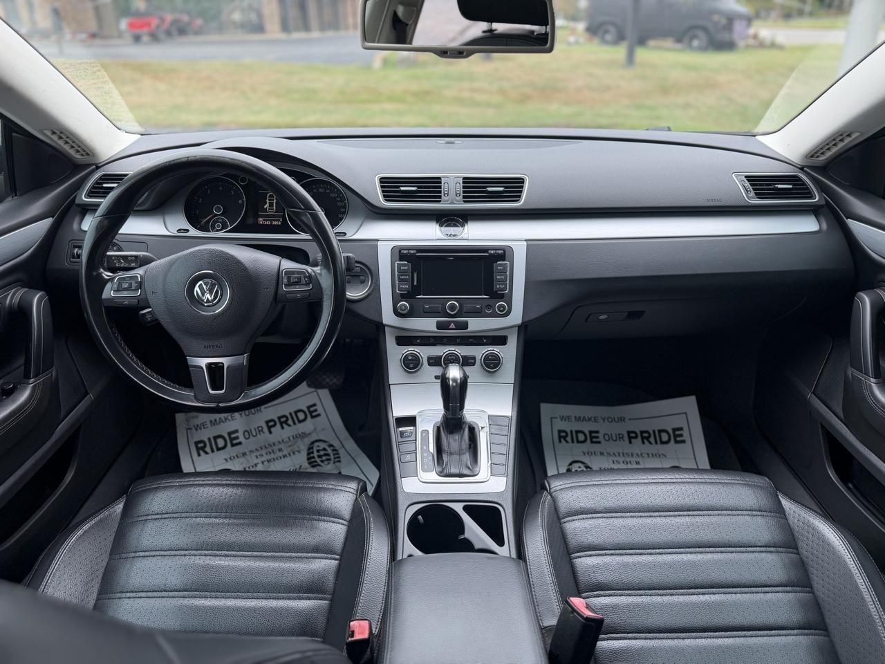 Volkswagen CC Sport w/Lighting Package 2013