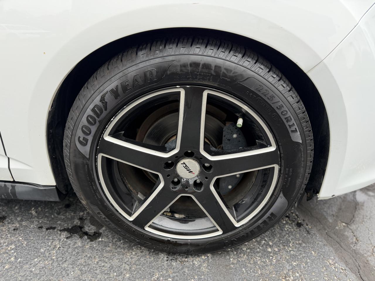 Ford C-Max Hybrid SEL 2013