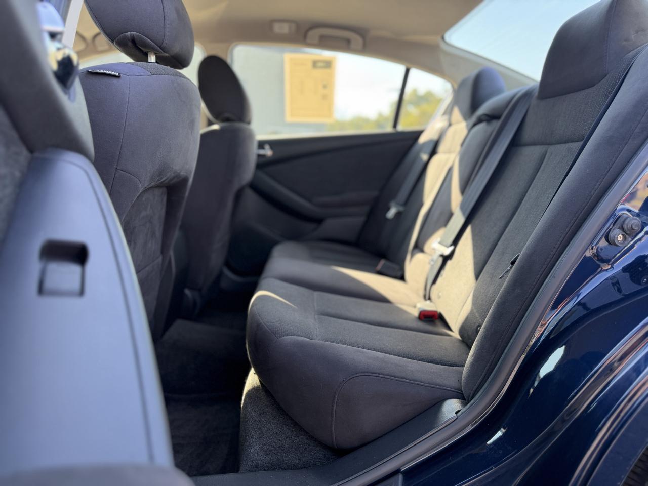 Nissan Altima 2.5 S 2011