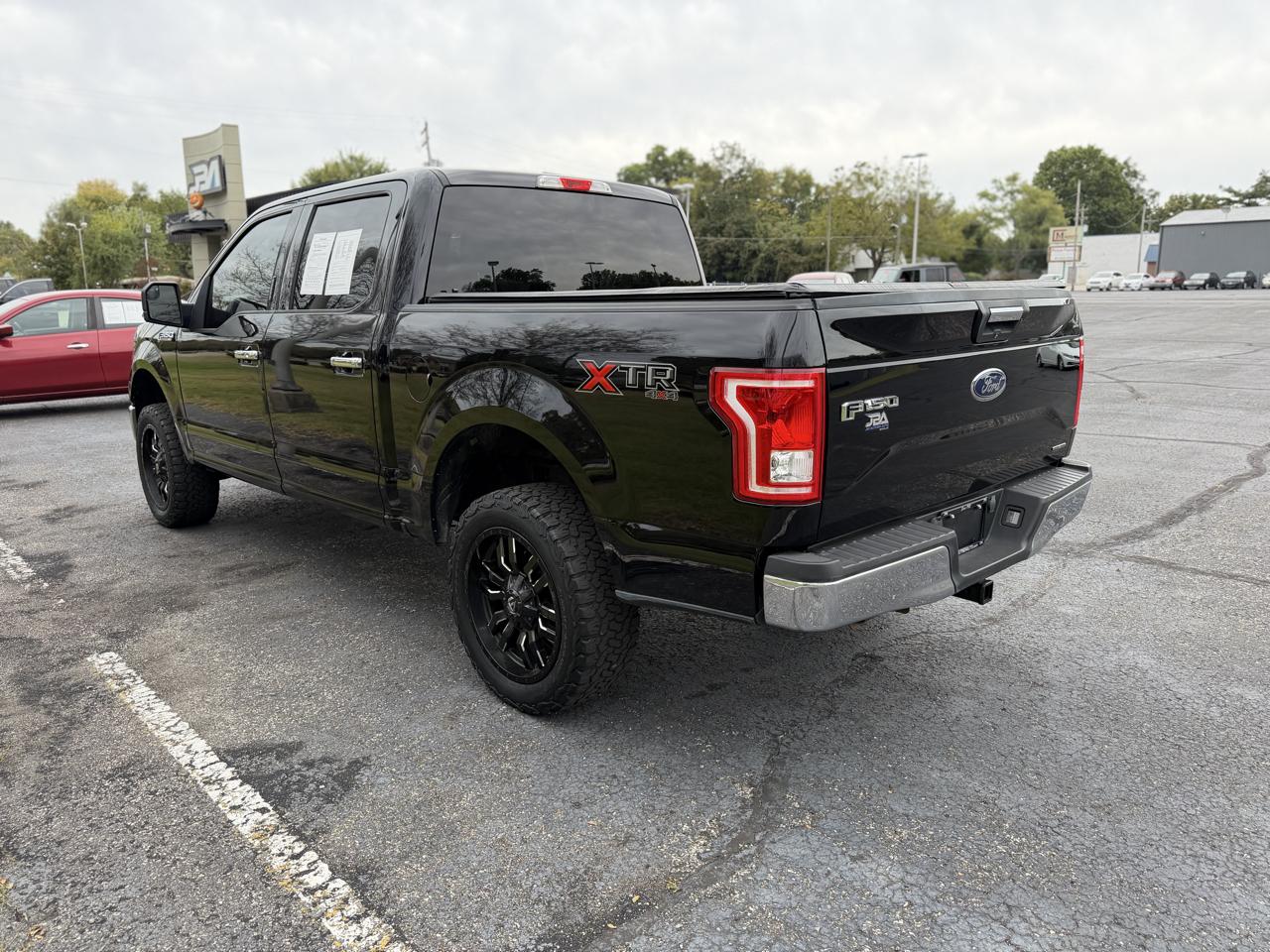 Ford F-150 XLT SuperCrew 5.5-ft. Bed 4WD 2016