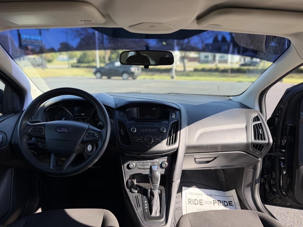Ford Focus SE Hatch 2016