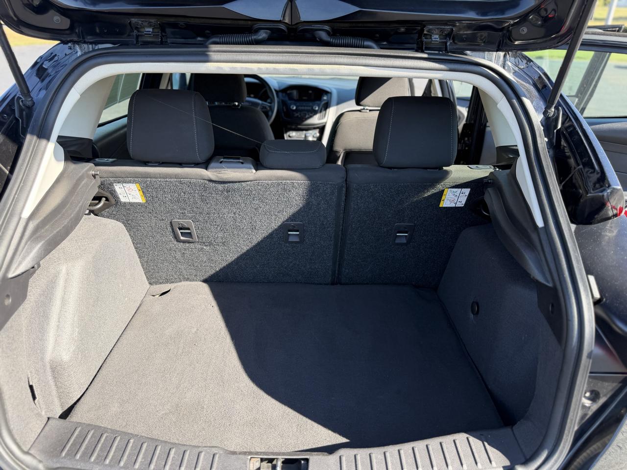 Ford Focus SE Hatch 2016