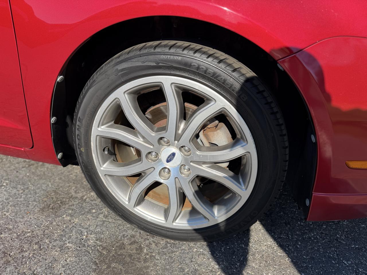 Ford Fusion SE 2012