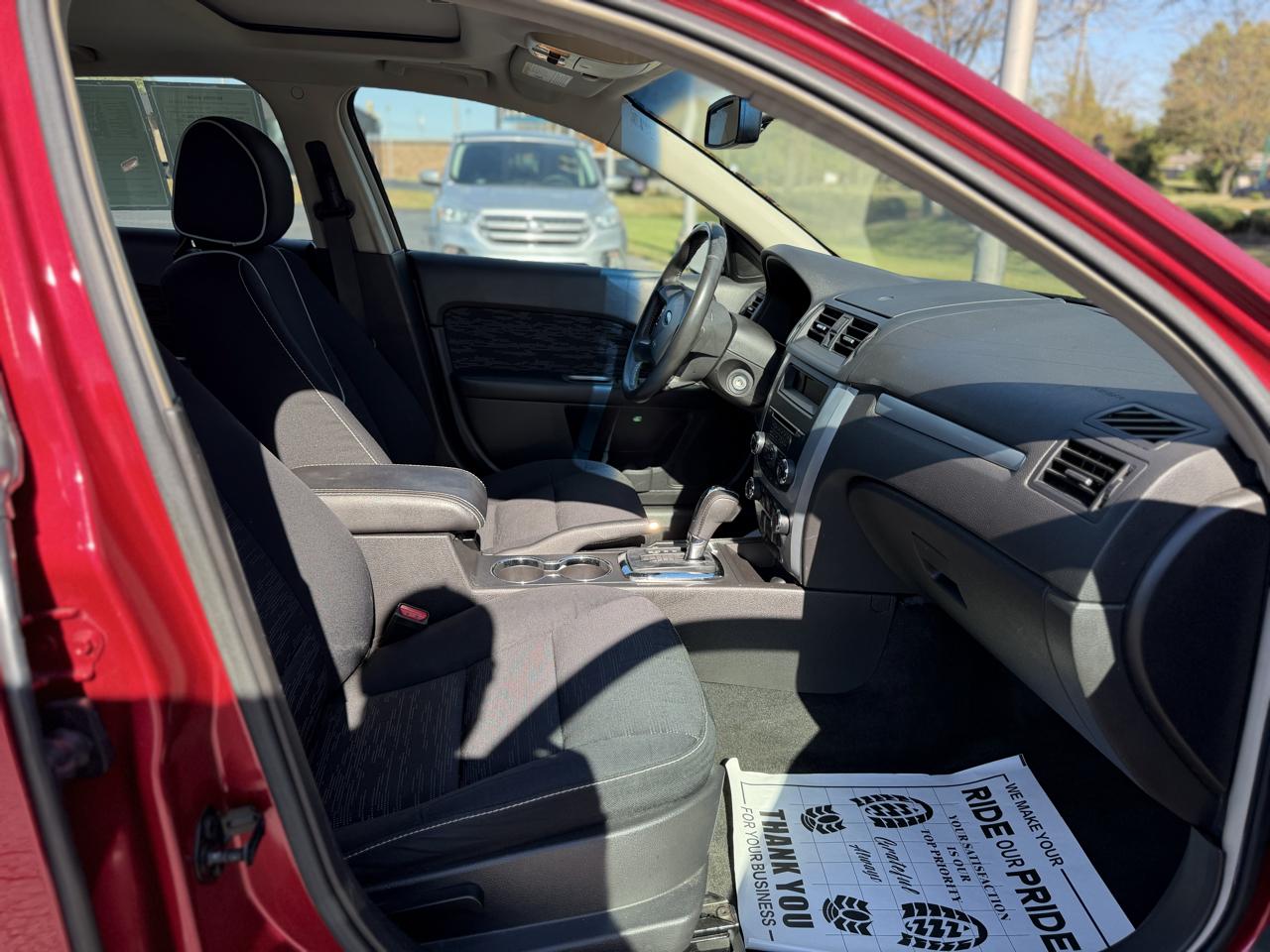 Ford Fusion SE 2012