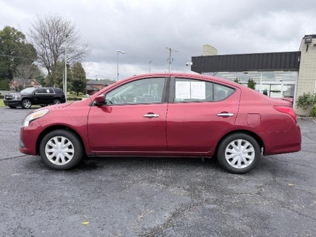 Nissan Versa 1.6 S 5M 2019