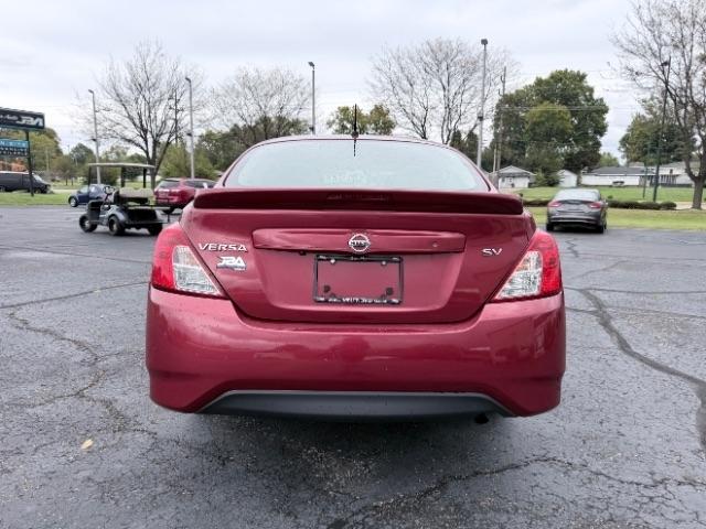 Nissan Versa 1.6 S 5M 2019