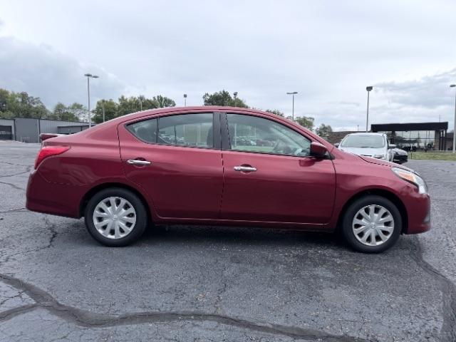 Nissan Versa 1.6 S 5M 2019