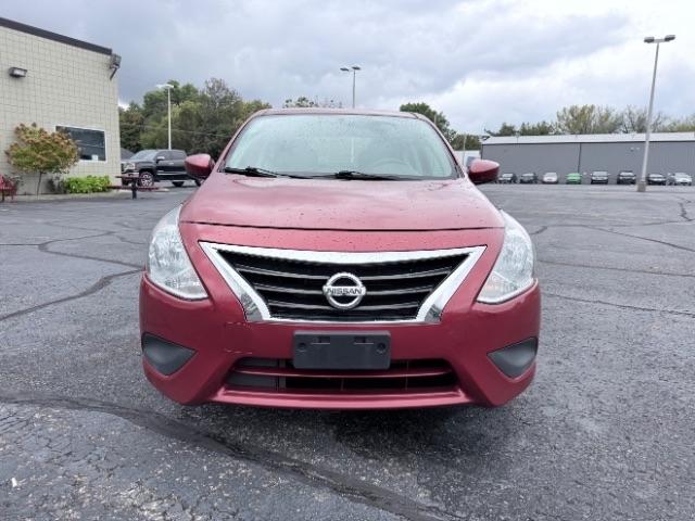Nissan Versa 1.6 S 5M 2019