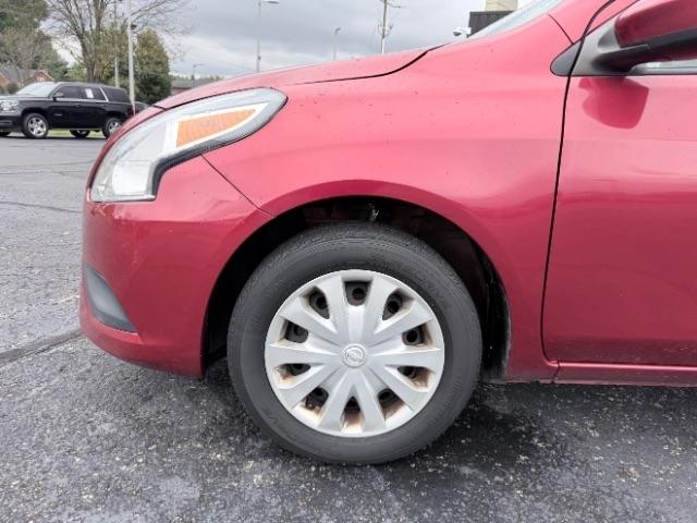 Nissan Versa 1.6 S 5M 2019