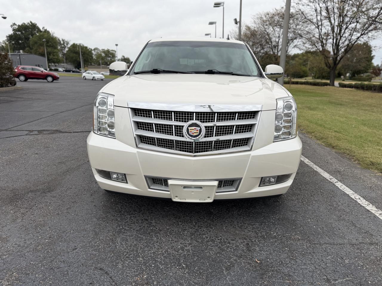 Cadillac Escalade ESV 2WD Platinum 2013