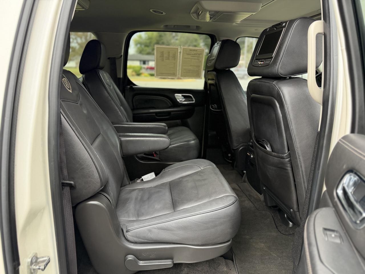 Cadillac Escalade ESV 2WD Platinum 2013