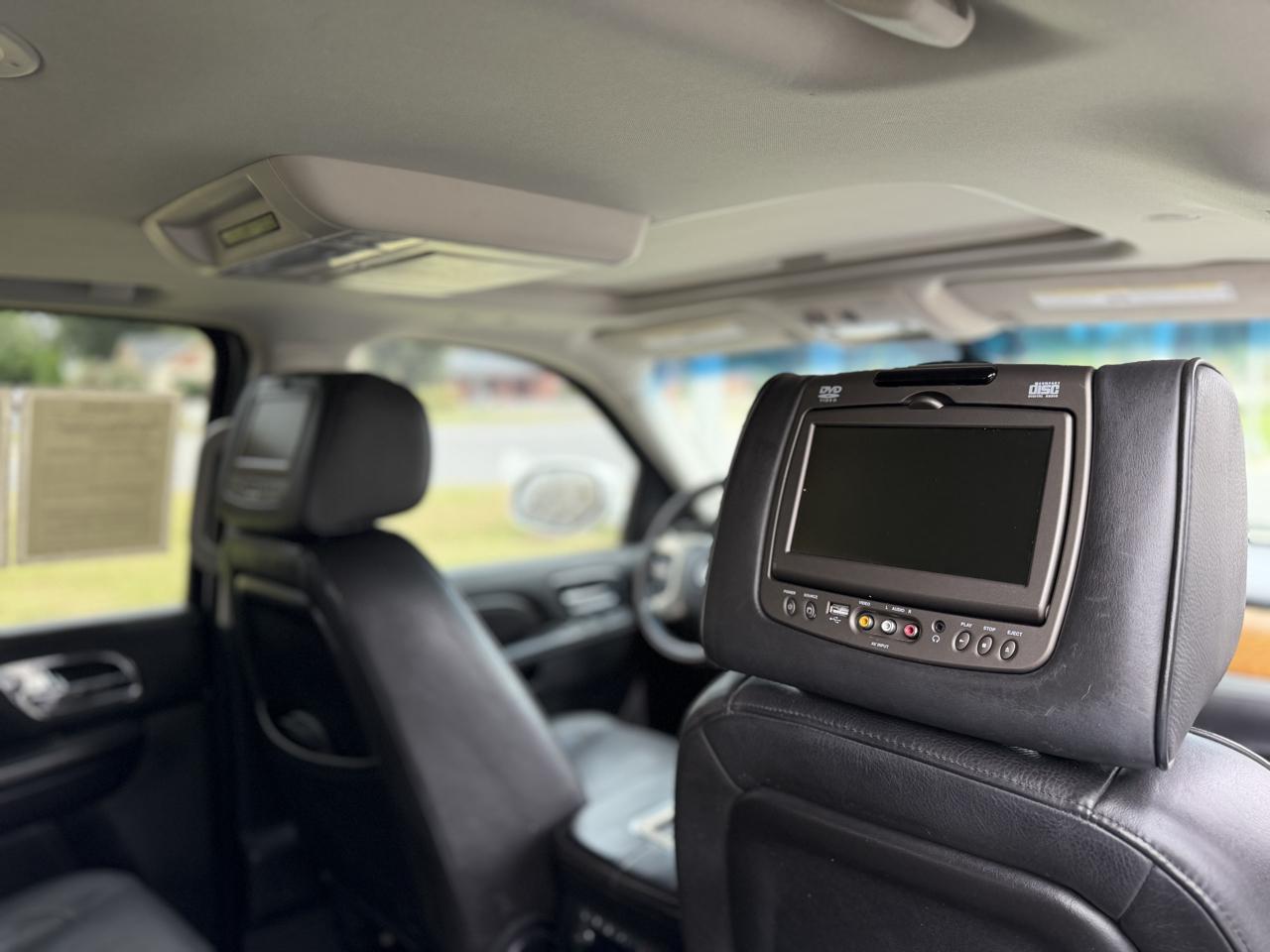 Cadillac Escalade ESV 2WD Platinum 2013