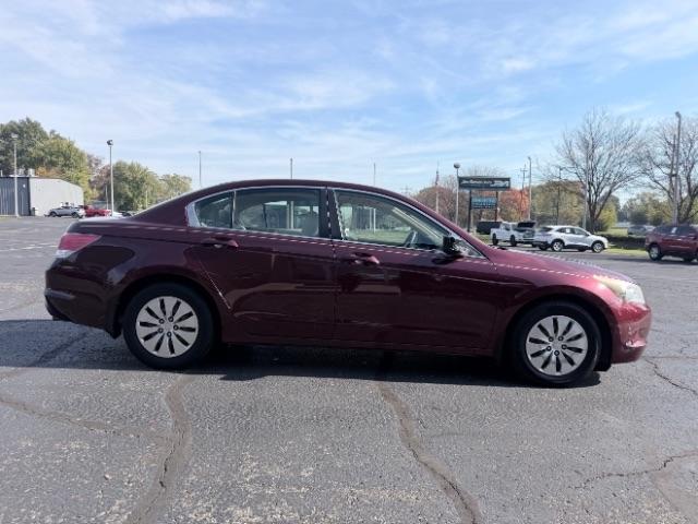 Honda Accord LX sedan AT 2010