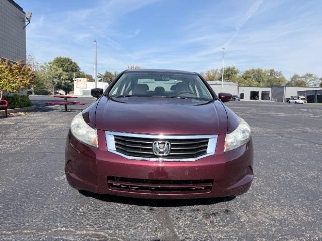 Honda Accord LX sedan AT 2010