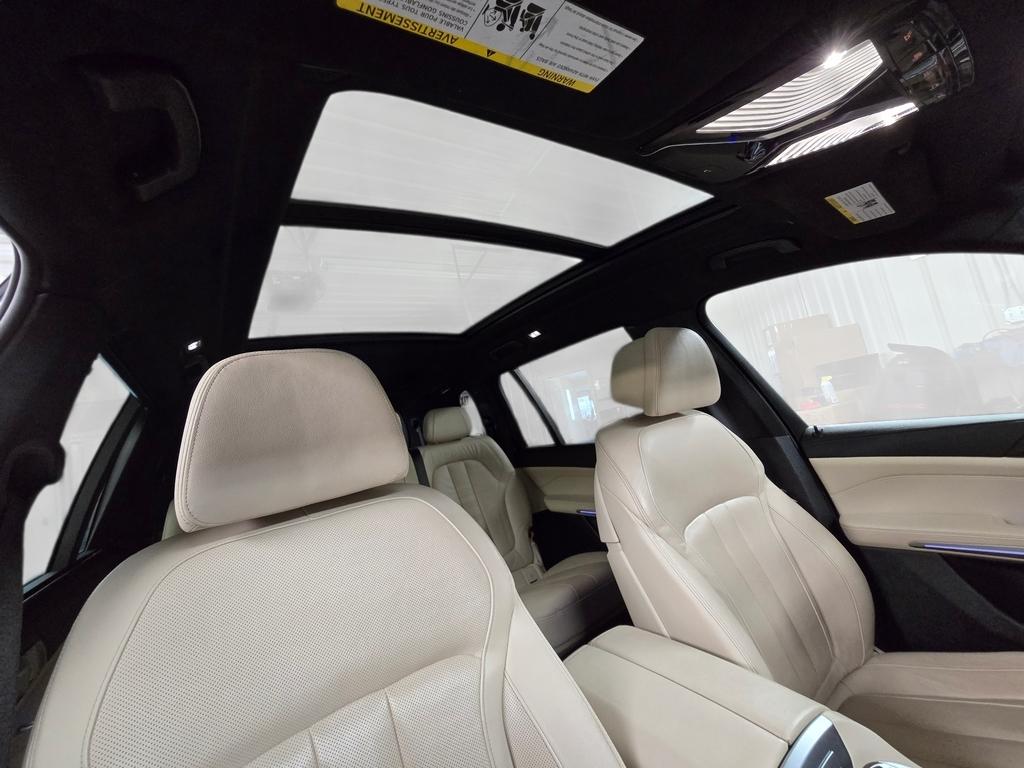 2021 BMW X7 40i - Photo 33