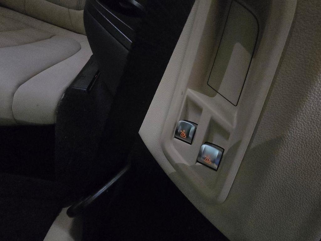 2021 BMW X7 40i - Photo 48