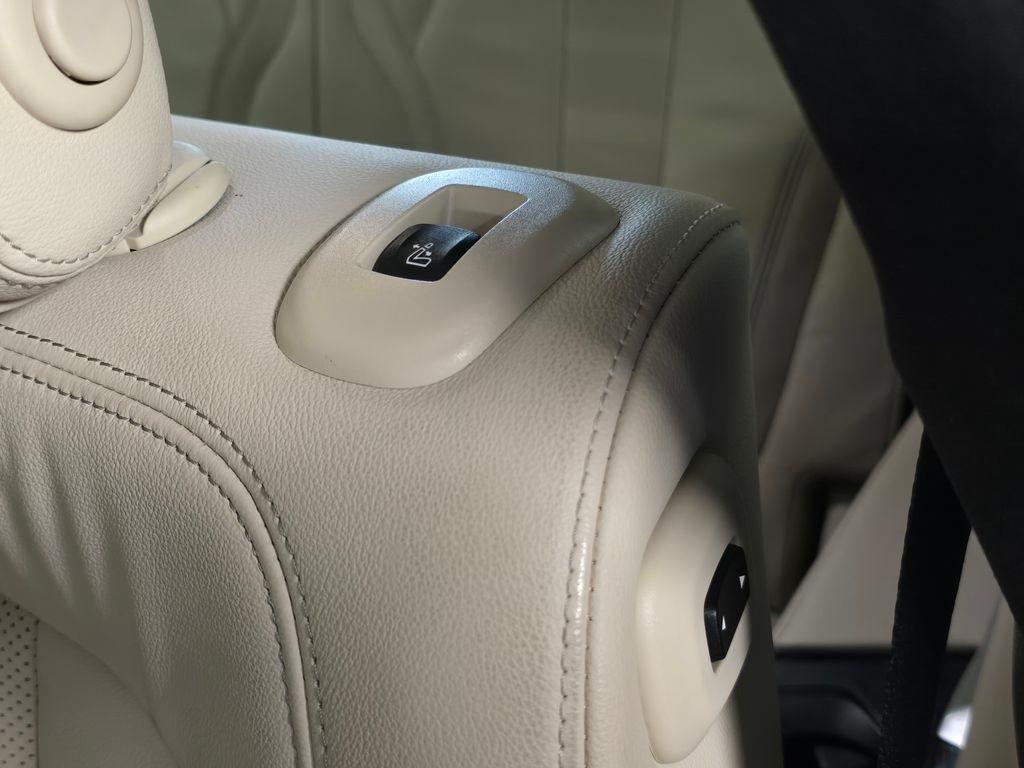 2021 BMW X7 40i - Photo 49