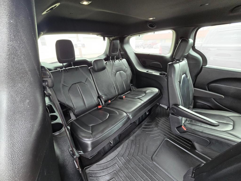 2020 Chrysler Pacifica Touring L Plus - Photo 9